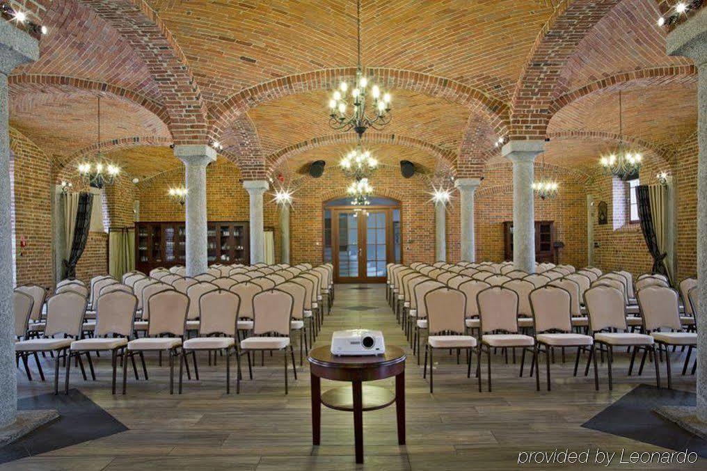 Hotel Zamek Topacz Wysoka (Wroclaw)