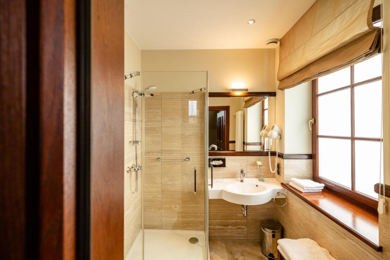 Hotel Zamek Topacz 4*