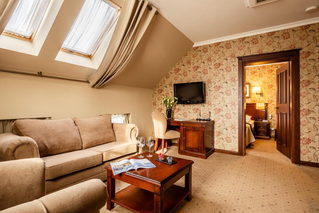 Hotell Zamek Topacz 4*